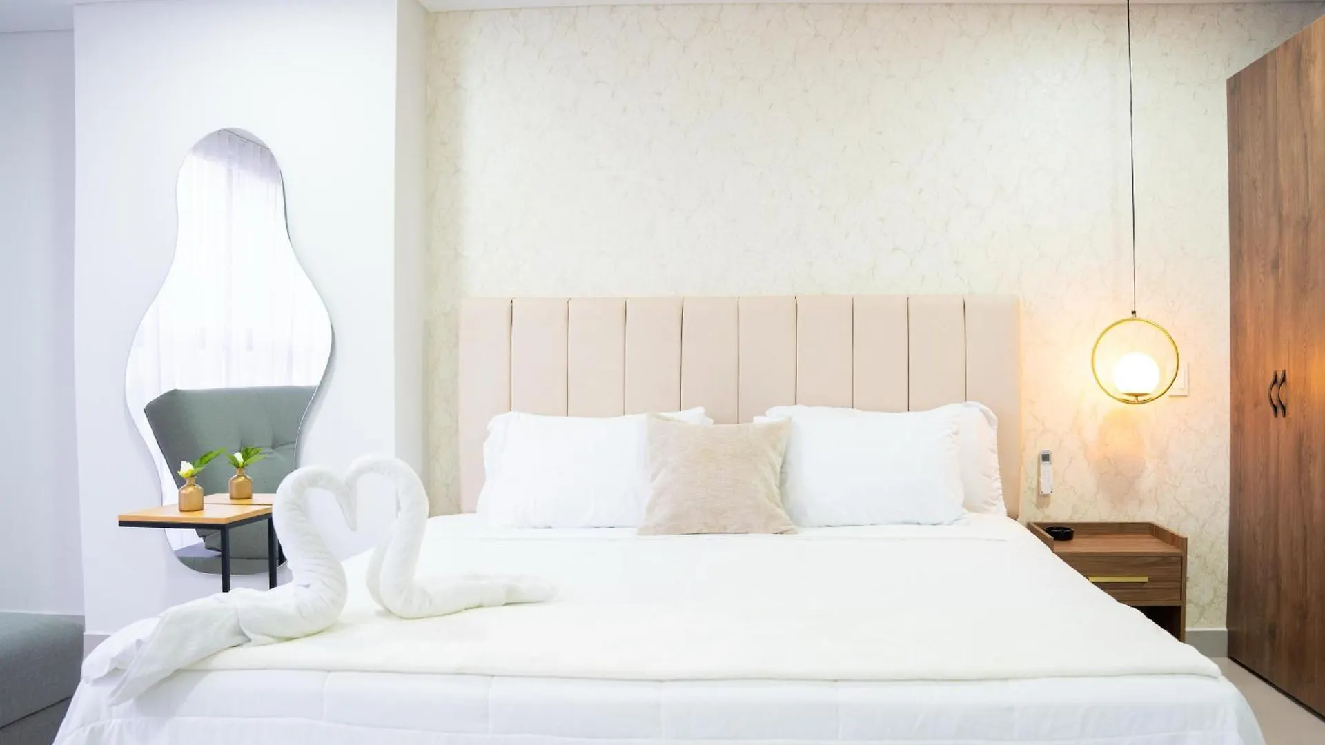 Apartasuite De Lujo Medellin